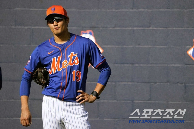 For the first time in Chunichi's history, players are at risk of life if hit by Fujinami's fastball