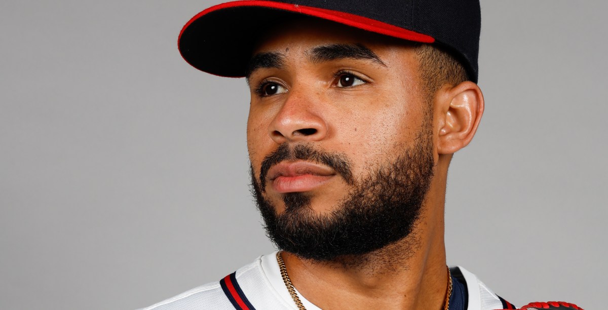 Seattle Mariners claim RHP Domingo González from Atlanta Braves