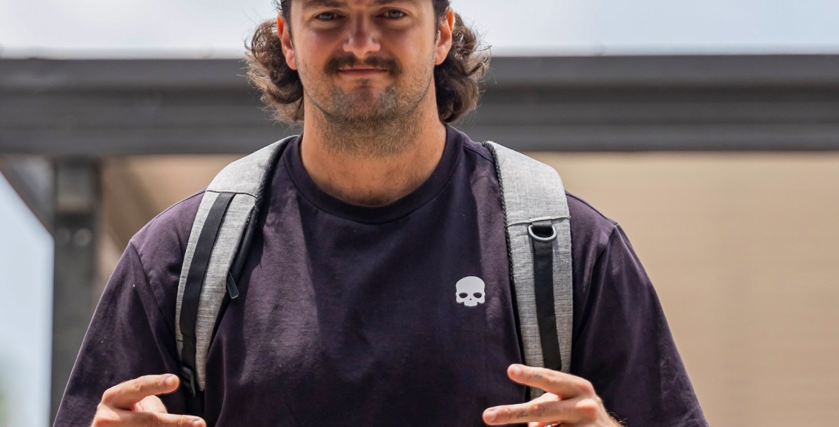 Braves claim pitcher Connor Seabold from Rays