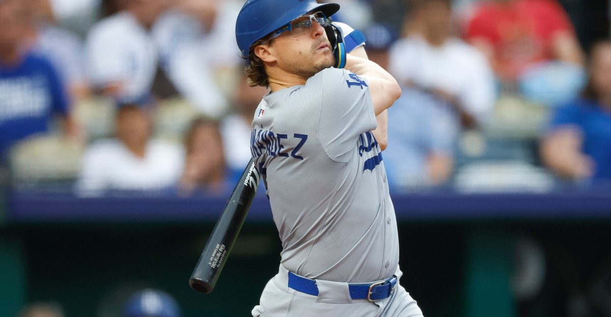 Dodgers Notes: Kiké Hernández, Shohei Ohtani, Dodgers offense