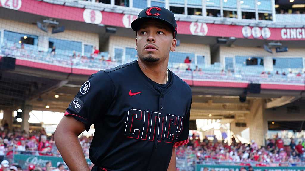 Rookie Chase Burns to start for Reds in MLB Speedway Classic vs. Braves