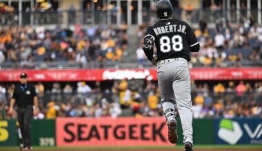 Mariners beat White Sox, 8-3, Luis Robert hits 100th home run