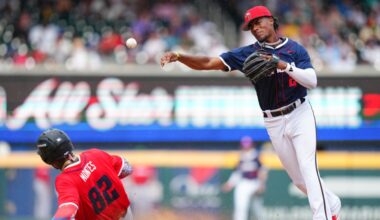 Elephant Rumblings: De Vries off to slow start in Double-A