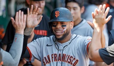 Giants beat Pirates 4-2 with late rally