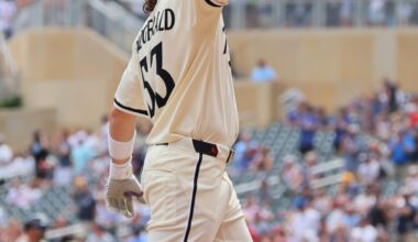 Twins walk off Royals 5-3 to take series