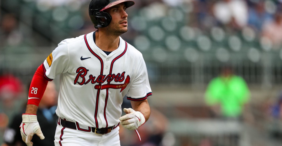 Matt Olson consecutive games streak ties Dale Murphy