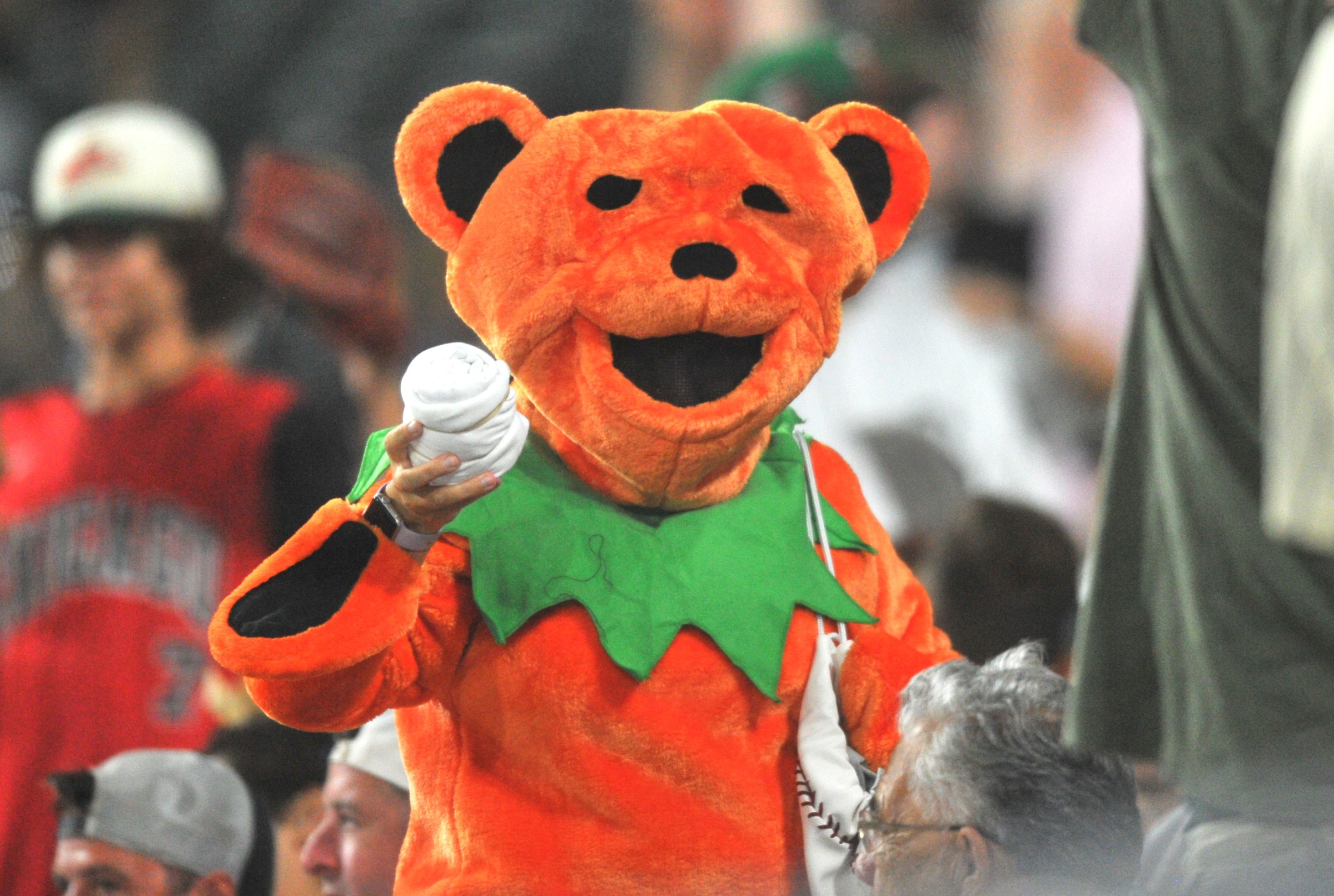This soulless-eyed horror is a “Grateful Dead dancing bear mascot tossing out t-shirts during an MLB game between the Chicago White Sox and the Detroit Tigers on August 12, 2025.” (Photo by Patrick Gorski/Icon Sportswire via Getty Images)