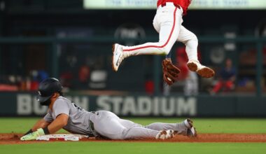 Yankees survive close one against Cardinals, win 4-3 on road