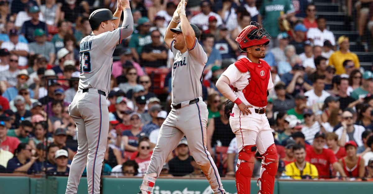 Yankees Rivals: Marlins stun Red Sox in ninth