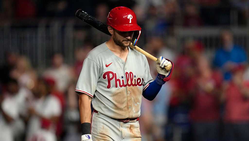 Jose Tena’s 2-run single helps Nationals rally for 3-2 win over Phillies