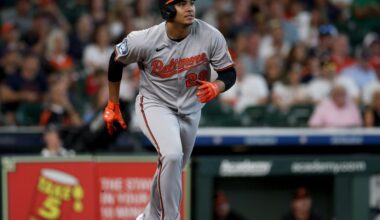 Monday night Orioles game thread: at Red Sox, 7:10