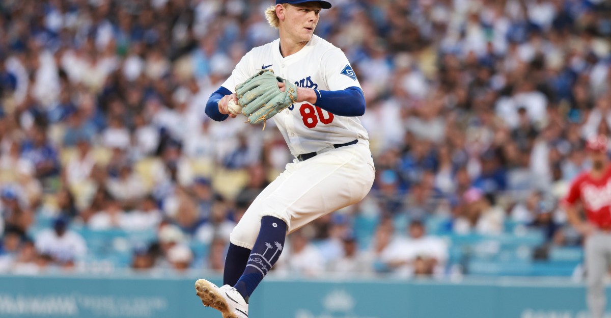 August 25: Dodgers 7, Reds 0