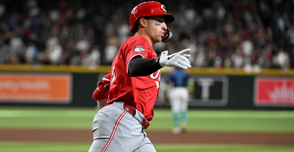 Reds salvage series against Diamondbacks with 6-1 win on Sunday