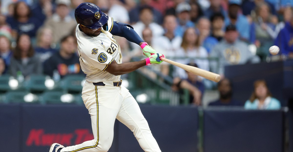 Brewers’ big rally leads to 7-5 win over Diamondbacks