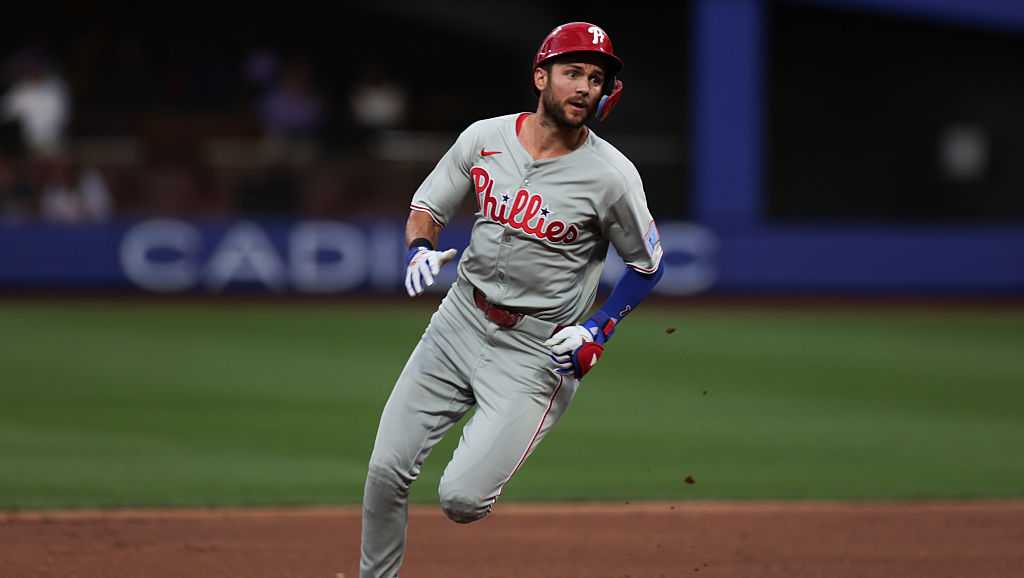 Luis Torrens matches career high with 5 RBIs as the Mets rout NL East-leading Phillies 13-3