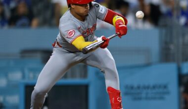 Defense again in the spotlight as Reds drop another to Dodgers