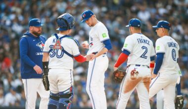 Yankees Rivals: Blue Jays lead in division shrinks to two games