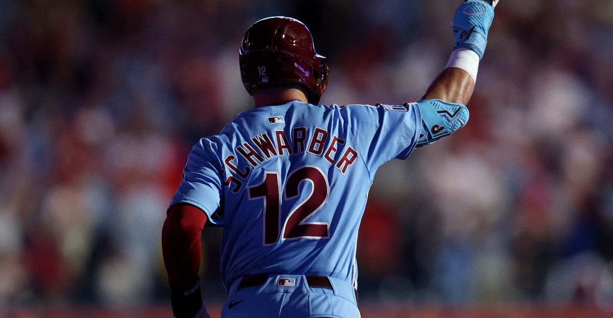 Braves get pilloried by Phillies, 19-4