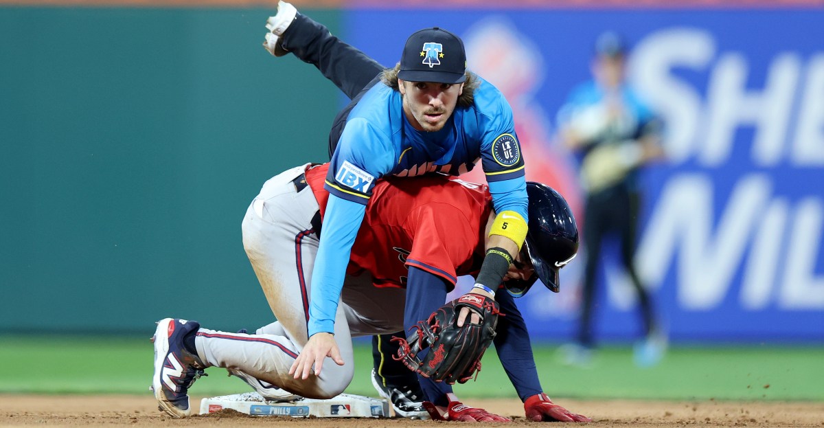 Braves reach likely result in unlikely fashion in 2-1 loss to Phillies