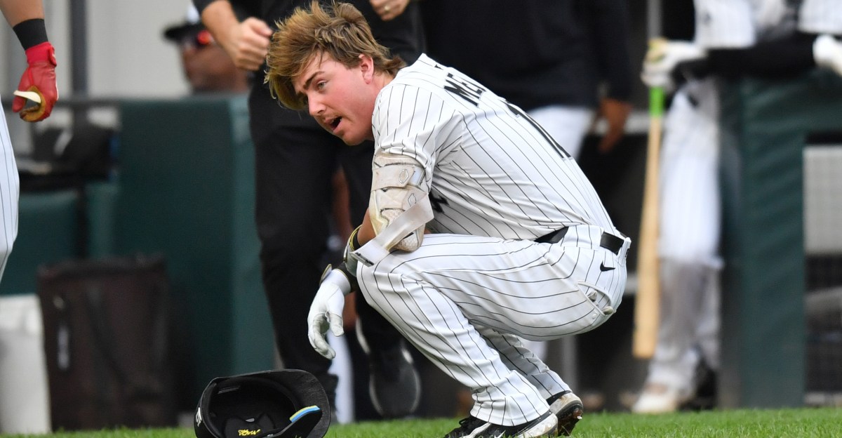 Late-inning meltdown leads to Royals series sweep