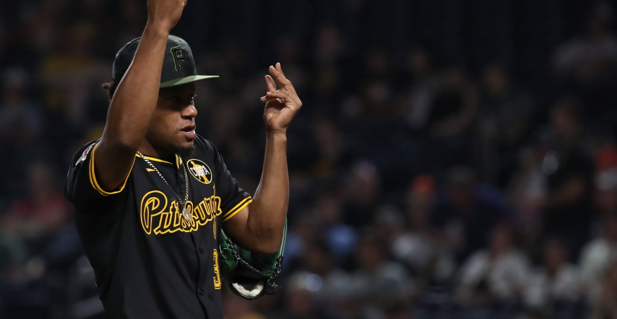 Pirates activate Chase Shugart, option Dauri Moreta 