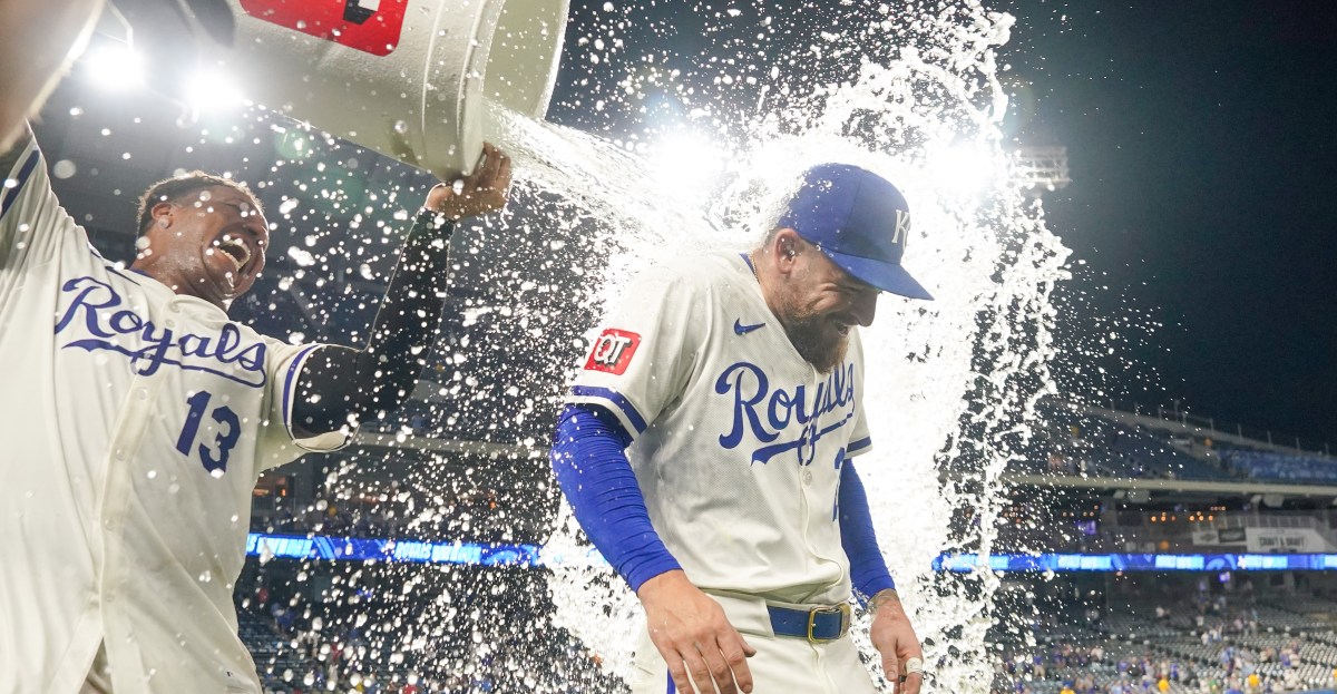Royals come from behind to defeat Nationals 7-4