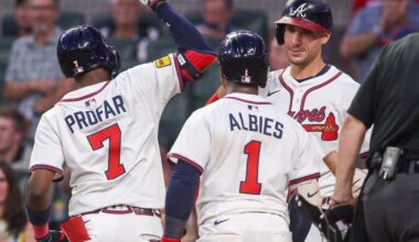 Braves score seven unanswered runs to beat White Sox, 11-10