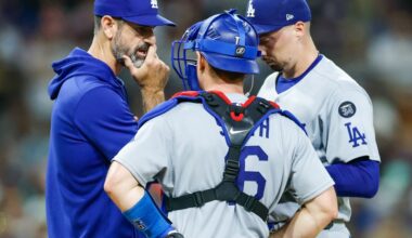 Padres beat Dodgers 2-1 to move back into tie atop NL West