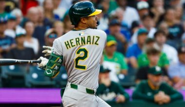Athletics defeat Mariners 2-1 in ten innings