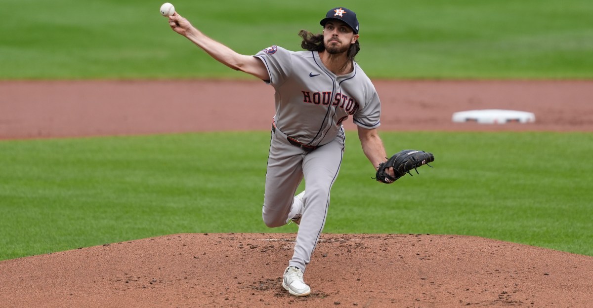 Houston Astros Game Day - Astros lose to Orioles 3-2