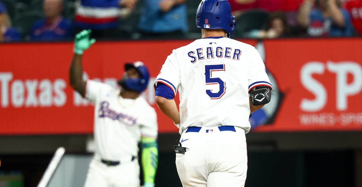 Texas Rangers take it out on Los Angeles Angels with easy win