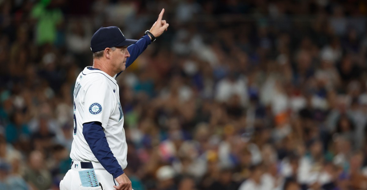 Mariners begin season’s final stretch two back of the Astros