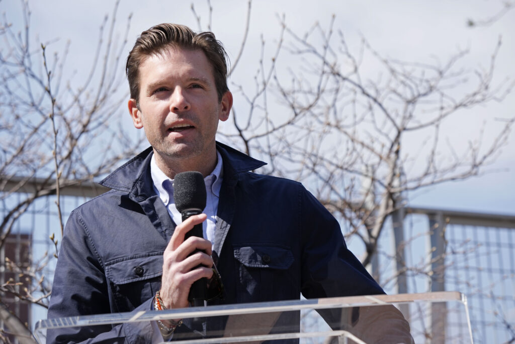 MLBTR Podcast: The Pohlads Aren't Selling The Twins, Nathaniel Lowe, And Service Time Manipulation