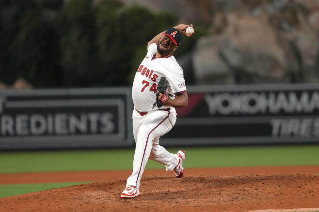 Kenley Jansen Aiming To Pitch "At Least" Four More Years