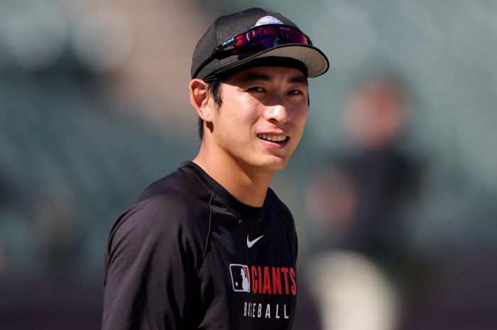 Lee Jung-hoo can't center field! Shocking Press, Determined and Criticized → Lost All Offensive Power to Defense, Even Negative
