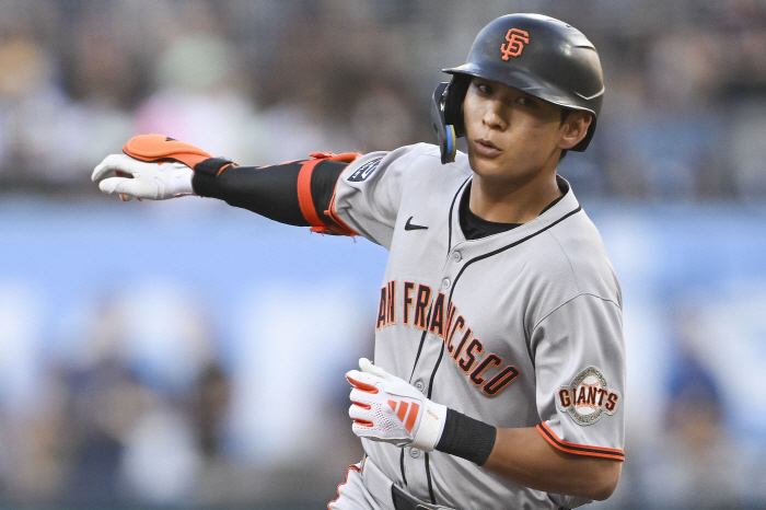 Lee Jung-hoo, who hit for the most nine consecutive games in the season, beat left-handed pitchers against SDAlmost daily hits in August, 17G out of 18G