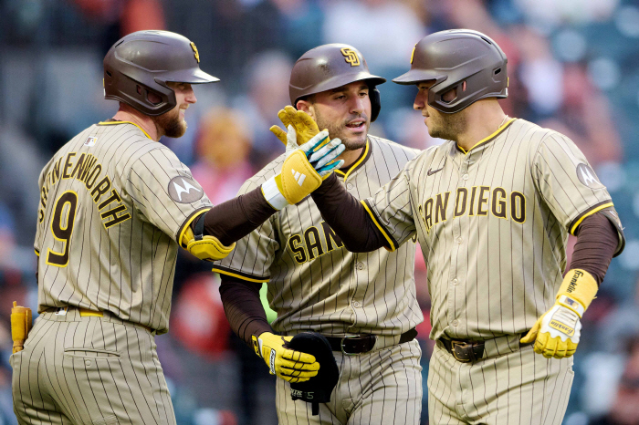 Lee Jung-hoo's luck of 109km is a hit and 169km is caught! 2G consecutive infield hits 0.256SF has lost four consecutive games