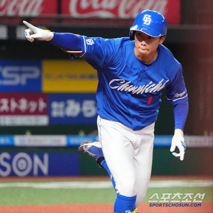 A lie happened, 34 games with 0 RBIs since the opening...He hit a batting average of 0.483 in May-June, hit the final hit in the 10th inning of extra time, and topped the batting hit (Min Chang-ki