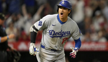 The Los Angeles Dodgers have fallen into giants Ohtani and nine dwarves. Ohtani hits 4G consecutive home runs, and the team has lost 3 consecutive games. You