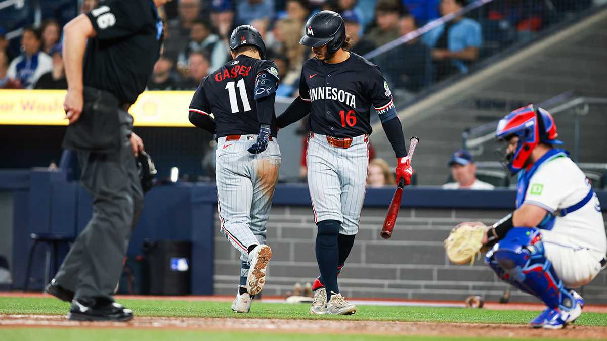 Twins catcher Mickey Gasper hits first career home run