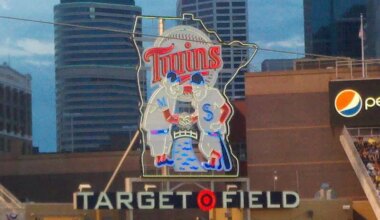 Twins’ Struggles Continue as Blue Jays Roll 10-4; Wallner Belts Two Homers in Defeat