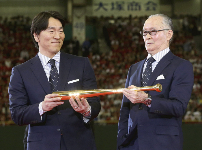 Mr. Professional Baseball has left the world. Former honorary coach Shigeo Nagashima dies, grieving Japanese baseball