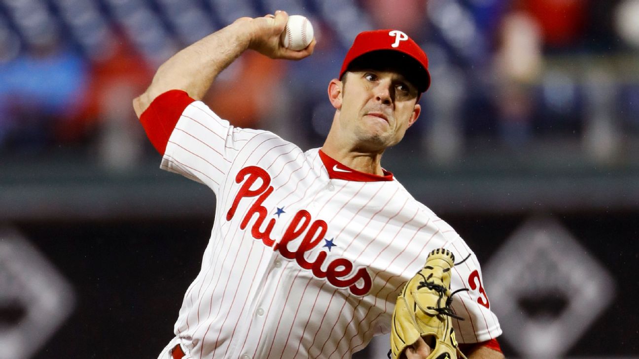 Phillies call up 40-year-old reliever David Robertson
