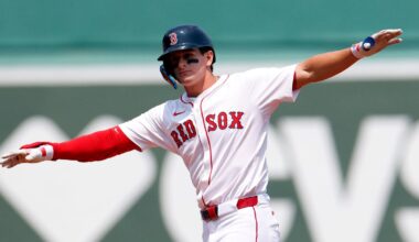 Roman Anthony to miss second straight game Tuesday with "mid-back tightness"