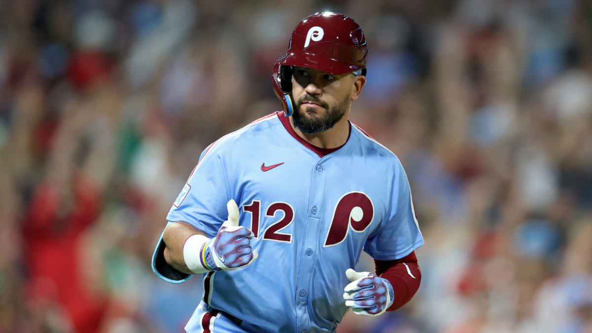 WATCH: Phillies slugger Kyle Schwarber ties MLB record with four home runs in 19-4 rout of Braves