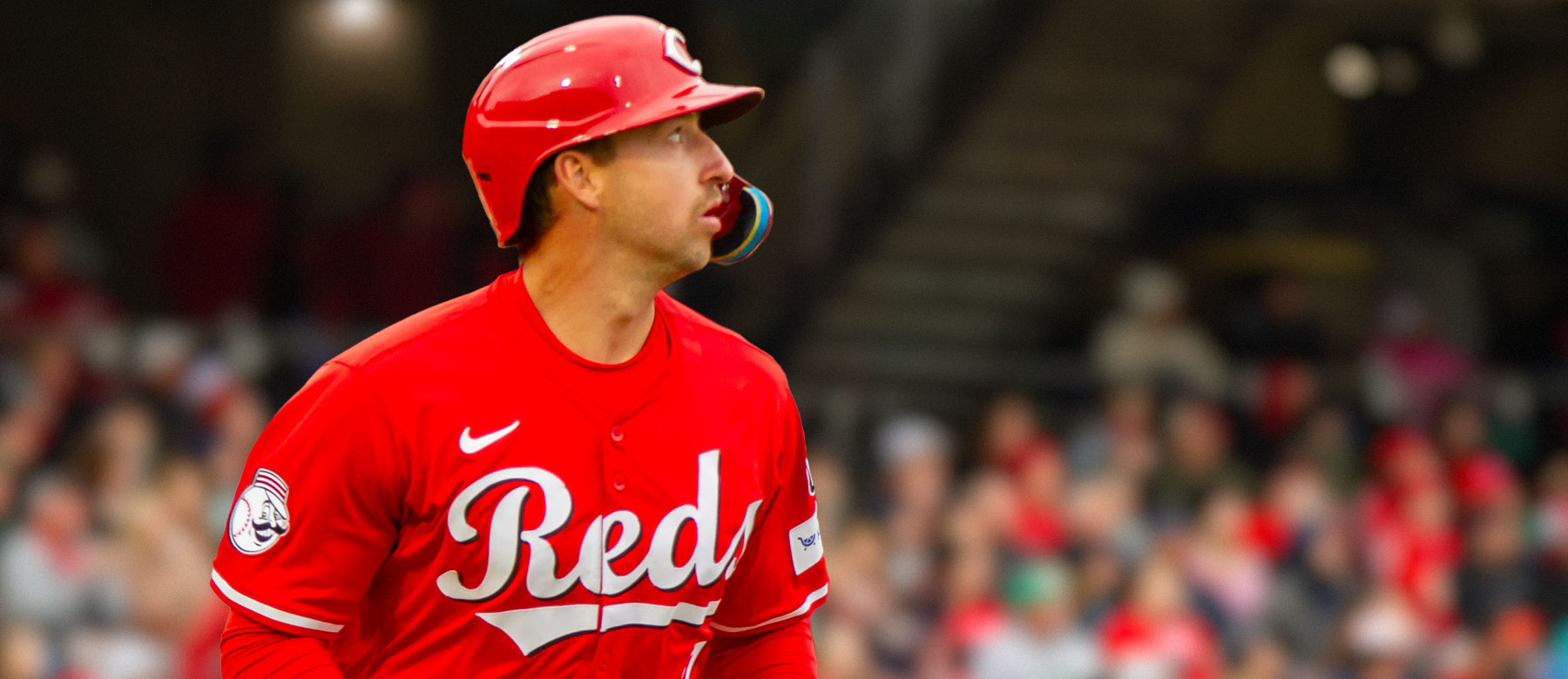 Spencer Steer's clutch homer leads the Reds to a 5-1 win