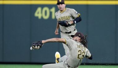 Padres blow lead built with home runs as Mariners clinch Vedder Cup