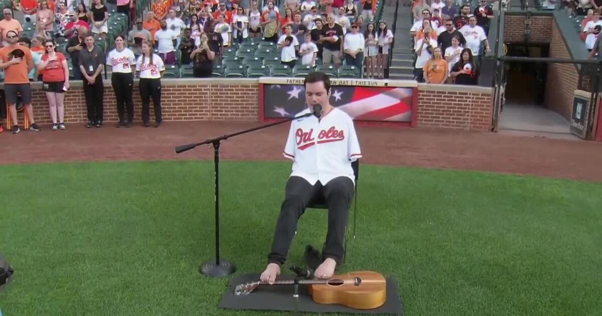 George Dennehy, born without arms, brings crowd to its feet at Orioles game