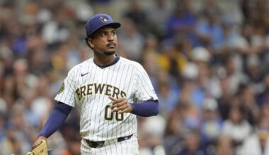 Giants stop slide with 7-1 win over MLB-best Brewers