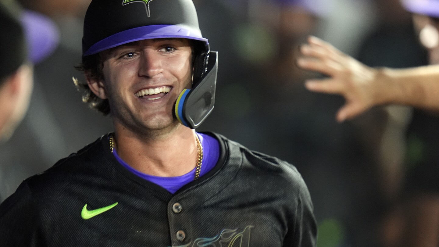 Carson Williams homers in his big league debut as Rays beat Cardinals 10-6